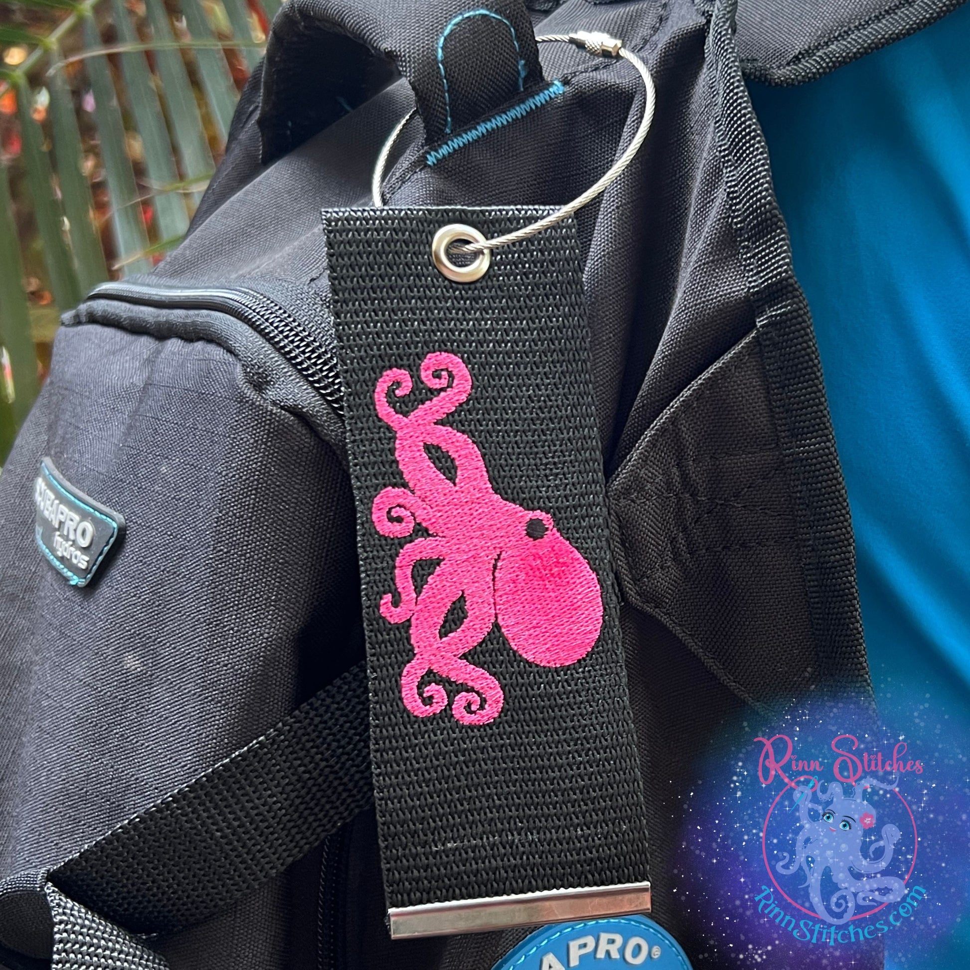 Tako (Octopus)🐙Luggage Tag, Personalized Embroidered Bag Tag for all your Travel needs